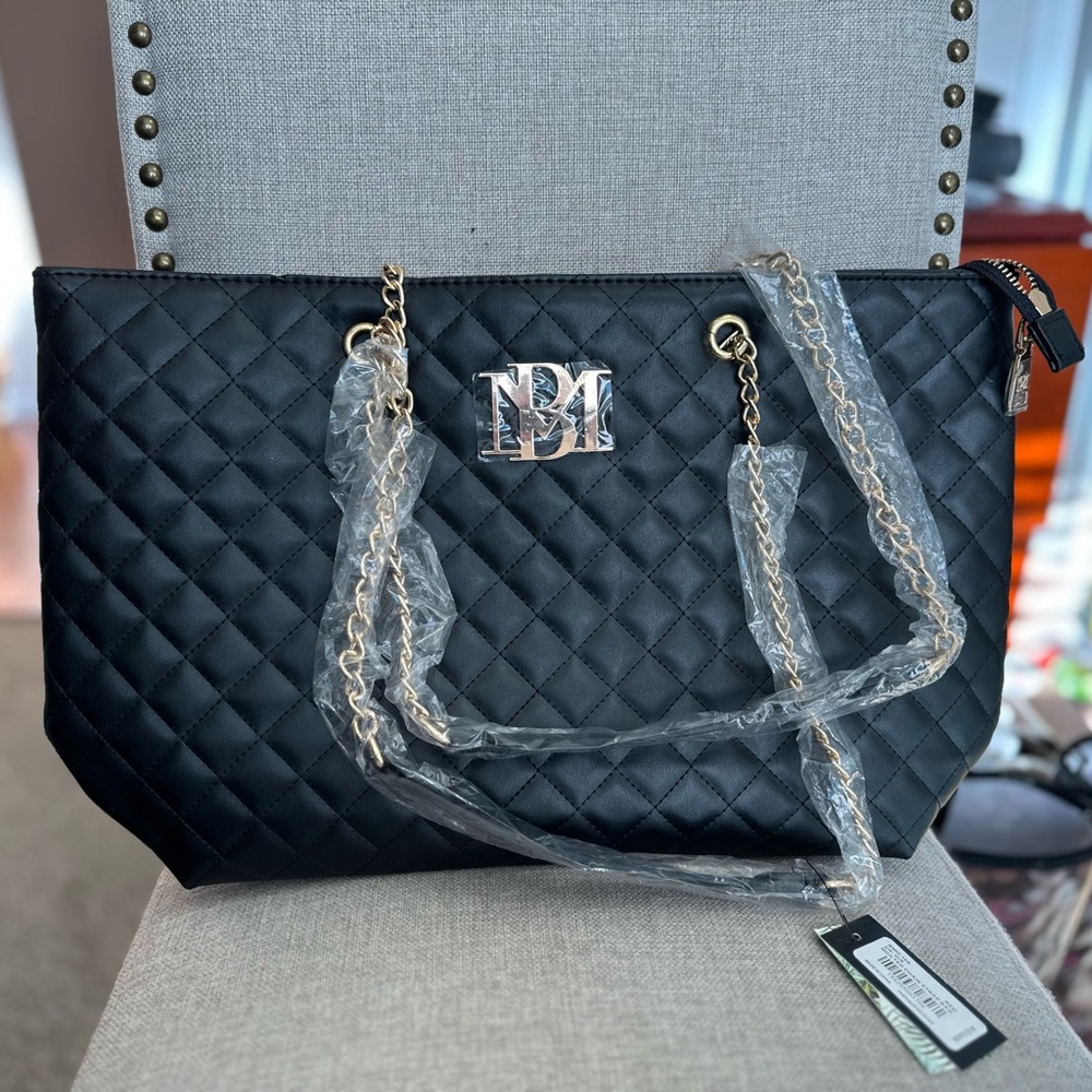 Badgley Mischka Black Quilted Shoulder Bag with Gold Chain